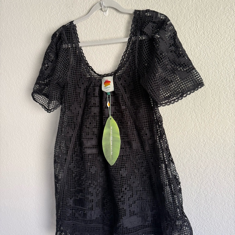 FARM Rio Black Lace Dress Black Pineapple Guipure Mini Dress - Picture 4 of 8